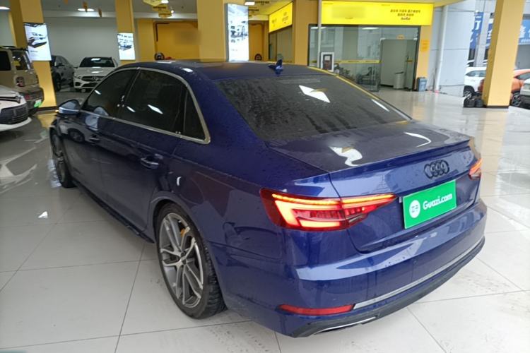 Used Audi A4L 2019 40 TFSI Ambition China VI Rear Left 45 Deg