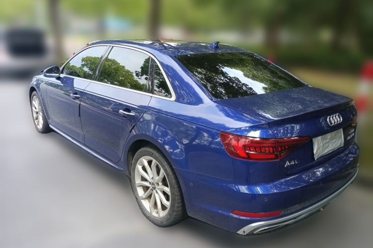 Used Audi A4L 2019 40 TFSI Fashion Edition China VI Emission Standard Rear Left 45 Deg