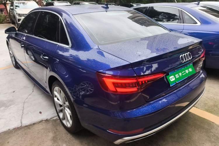 Used Audi A4L 2019 40 TFSI Fashion Edition China VI Emission Standard Rear Left 45 Deg