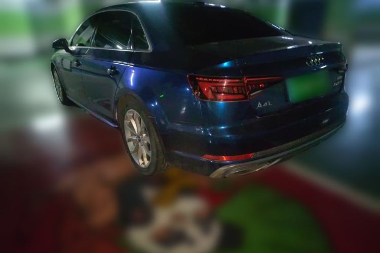 Used Audi A4L 2019 40 TFSI Fashion Edition China VI Emission Standard Rear Left 45 Deg