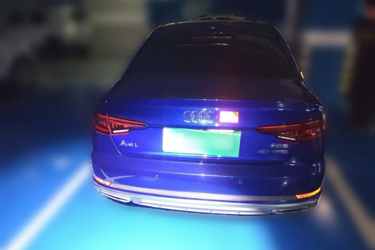 Used Audi A4L 2019 40 TFSI Fashion Edition China VI Emission Standard Rear