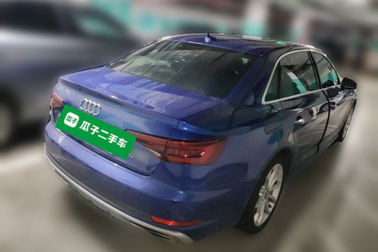 Used Audi A4L 2019 40 TFSI Fashion Edition China VI Emission Standard Rear Right 45 Deg