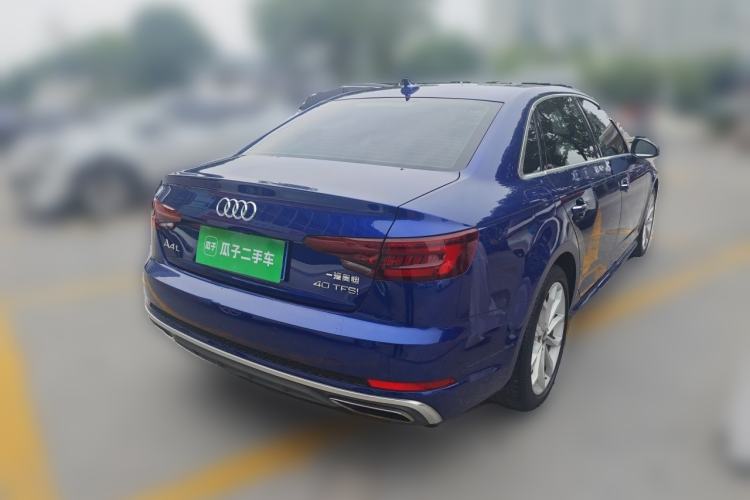 Used Audi A4L 2019 40 TFSI Fashion Edition China VI Emission Standard Rear Right 45 Deg