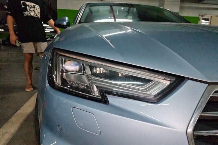 Used Audi A4L 2019 40 TFSI Ambition Version China V Right Front Headlight
