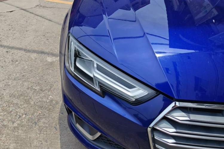 Used Audi A4L 2019 45 TFSI quattro Individual Sport Edition China VI Right Front Headlight