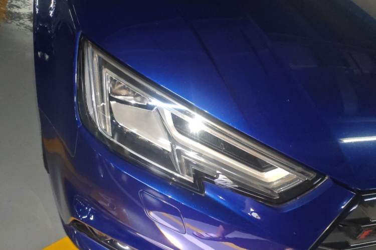 Used Audi A4L 2019 40 TFSI Ambition China VI Right Front Headlight