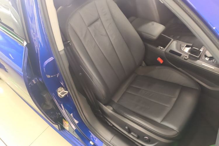 Used Audi A4L 2019 40 TFSI Fashion Version China V Right Front Seat