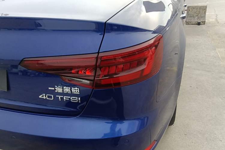 Used Audi A4L 2019 40 TFSI Ambition Version China V Right Rear Taillight