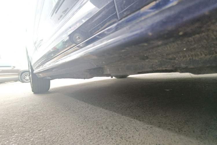 Used Audi A4L 2019 40 TFSI Ambition China VI Right Side Sill