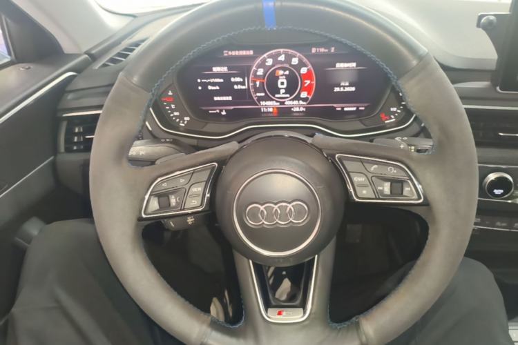 Used Audi A4L 2019 40 TFSI Fashion Version China V Steering Wheel