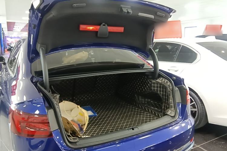 Used Audi A4L 2019 40 TFSI Ambition Version China V Trunk