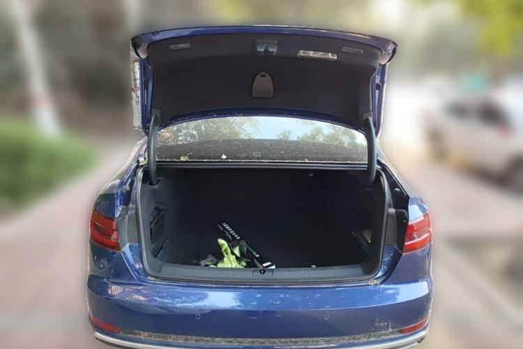 Used Audi A4L 2019 40 TFSI Fashion Version China V Trunk