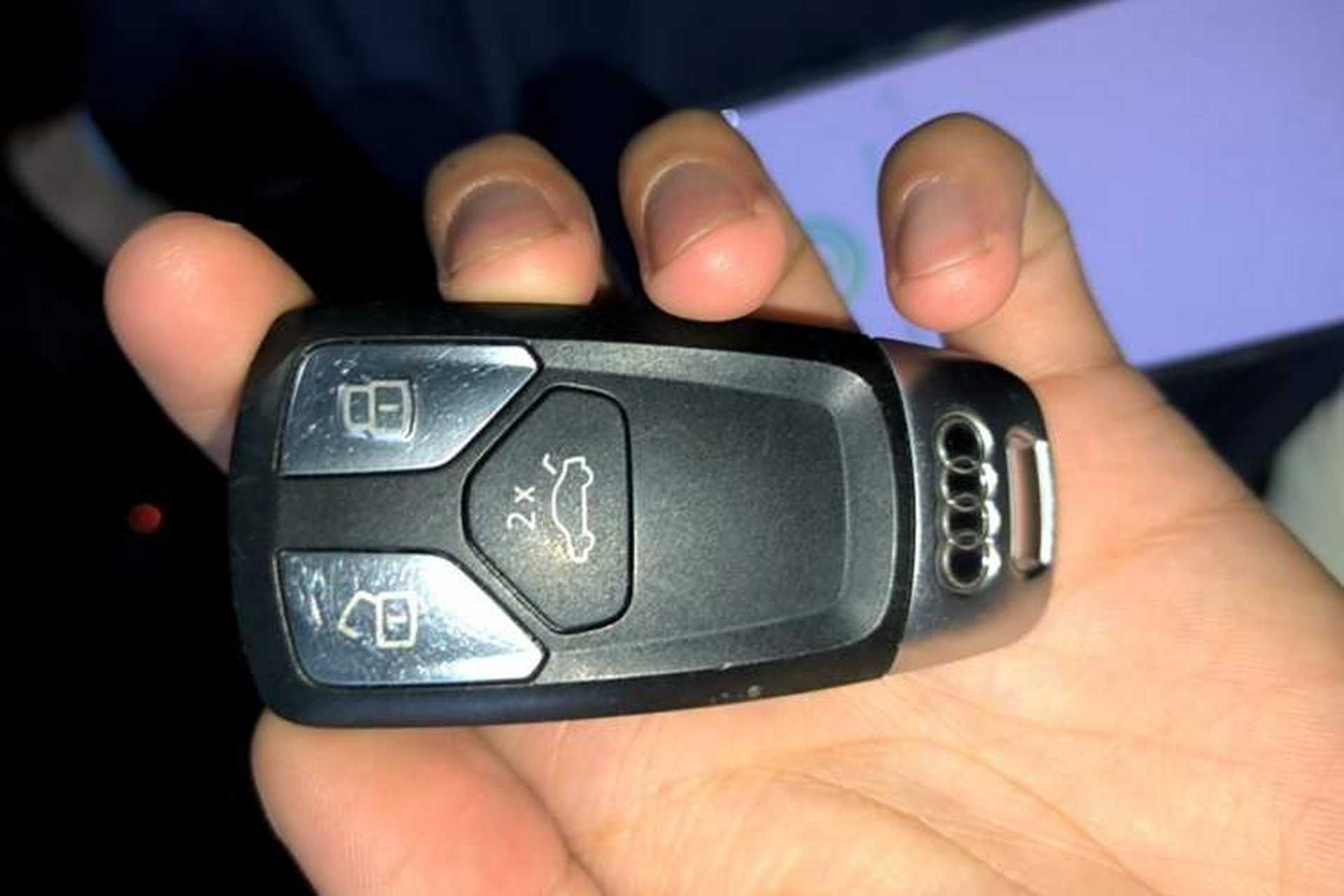 Used Audi A4L 2019 40 TFSI Fashion Version China V Vehicle Key