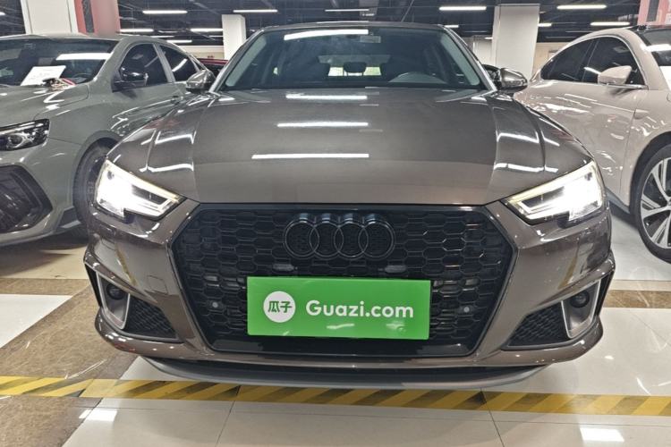 Used Audi A4L 2019 40 TFSI Fashion Edition China VI Emission Standard Front