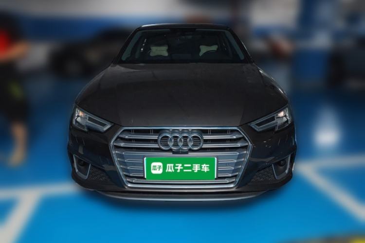 Used Audi A4L 2019 40 TFSI Fashion Edition China VI Emission Standard Front