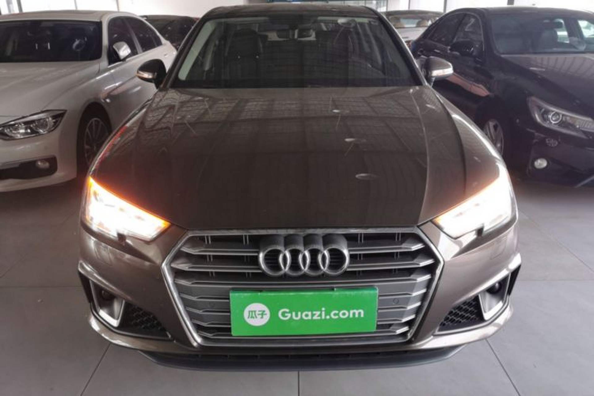 Used Audi A4L 2019 40 TFSI Fashion Edition China VI Emission Standard Front