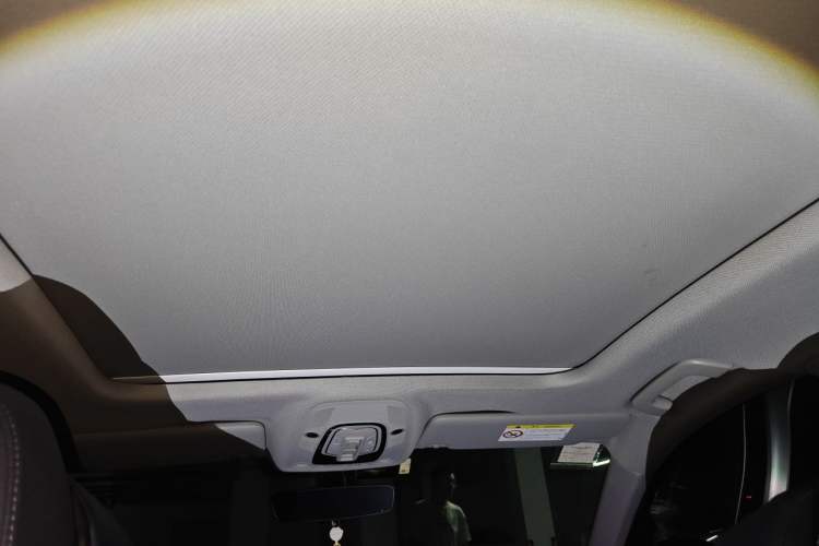 Used Audi A4L 2019 40 TFSI Fashion Edition China VI Emission Standard Headliner