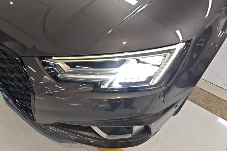 Used Audi A4L 2019 40 TFSI Fashion Edition China VI Emission Standard Left Front Headlight