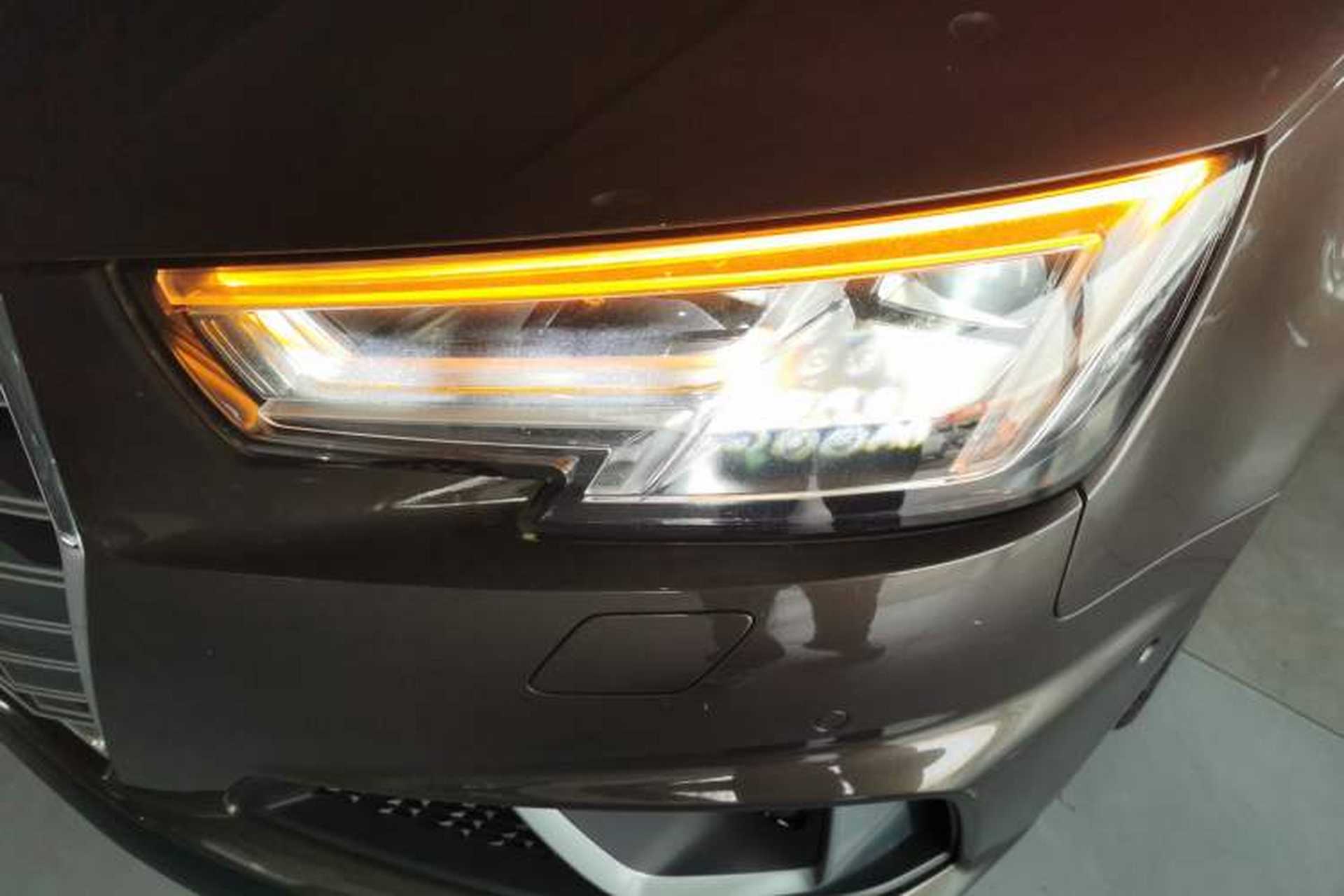 Used Audi A4L 2019 40 TFSI Fashion Edition China VI Emission Standard Left Front Headlight