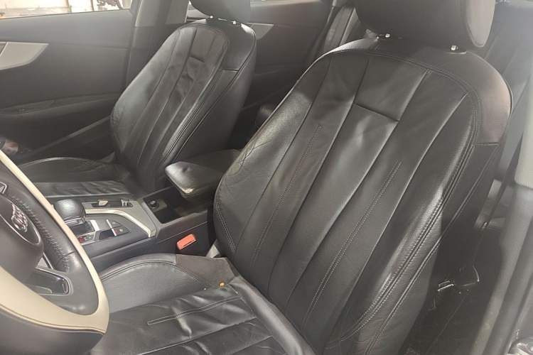 Used Audi A4L 2019 40 TFSI Sporty Version China V Left Front Seat