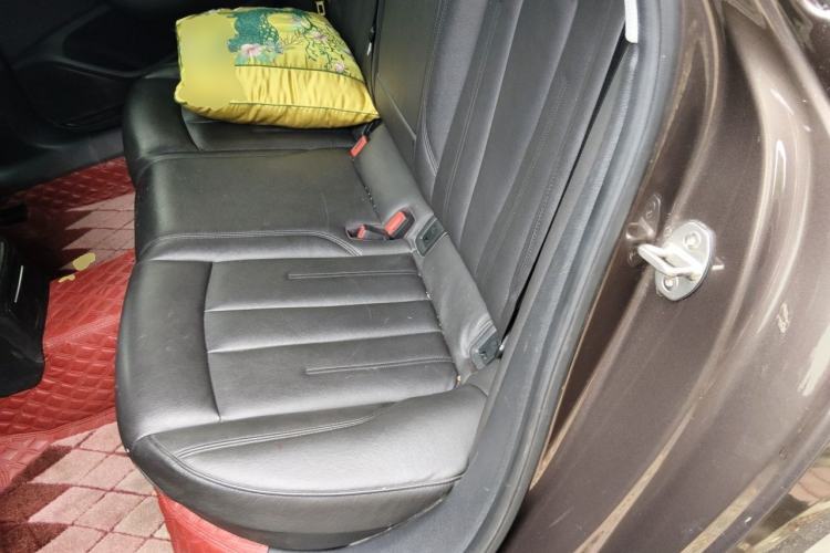Used Audi A4L 2019 40 TFSI Ambition China VI Left Rear Seat