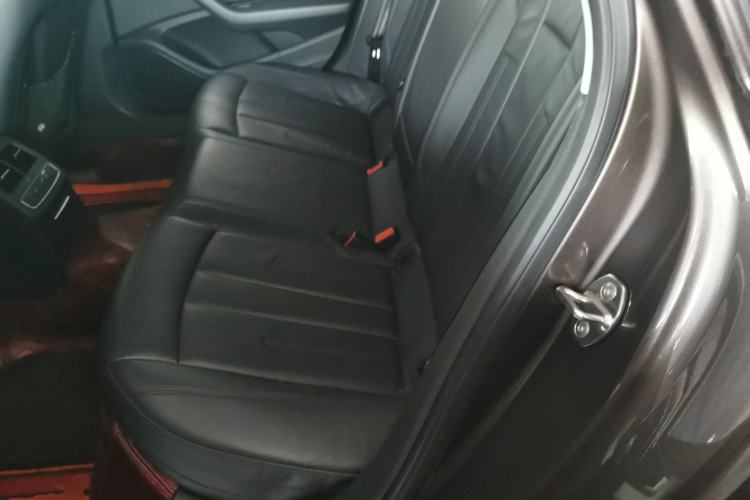 Used Audi A4L 2019 40 TFSI Fashion Edition China VI Emission Standard Left Rear Seat