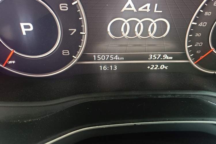 Used Audi A4L 2019 40 TFSI Sporty Version China V Odometer Close Up