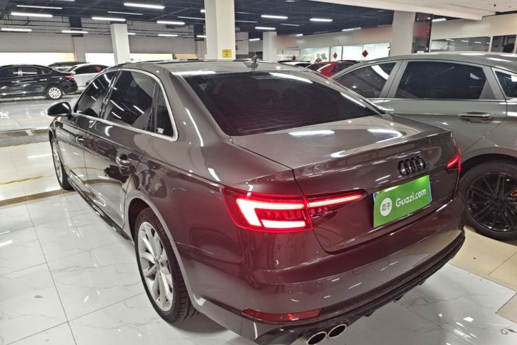 Used Audi A4L 2019 40 TFSI Fashion Edition China VI Emission Standard Rear Left 45 Deg