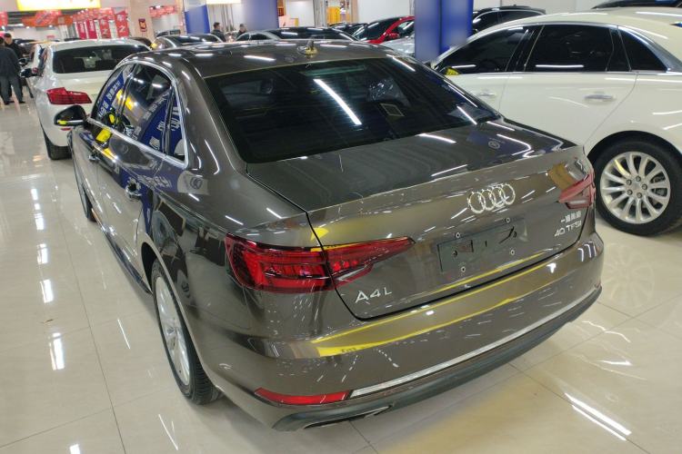 Used Audi A4L 2019 40 TFSI Ambition China VI Rear Left 45 Deg
