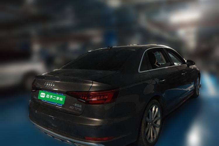 Used Audi A4L 2019 40 TFSI Fashion Edition China VI Emission Standard Rear Right 45 Deg