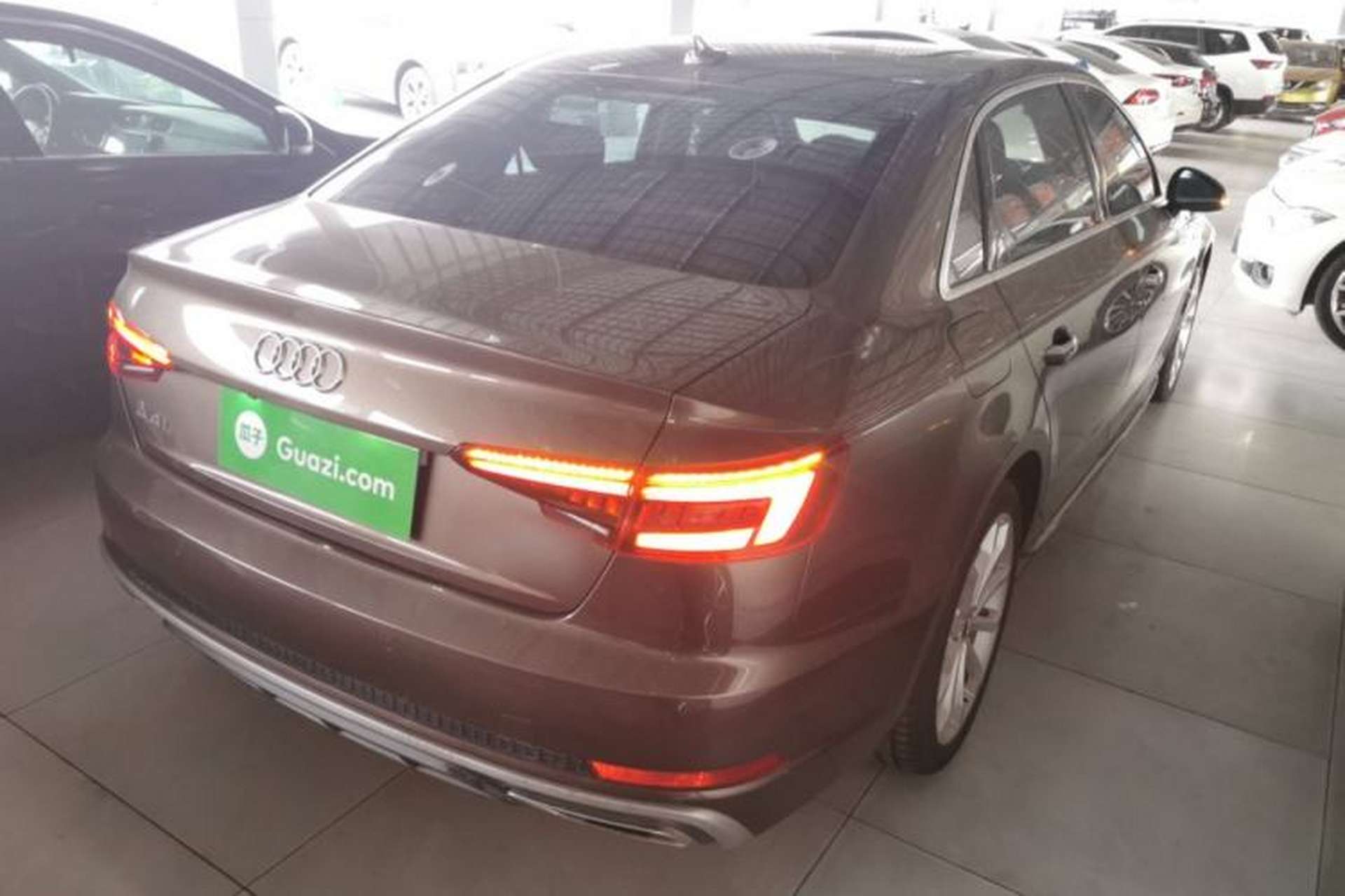 Used Audi A4L 2019 40 TFSI Fashion Edition China VI Emission Standard Rear Right 45 Deg