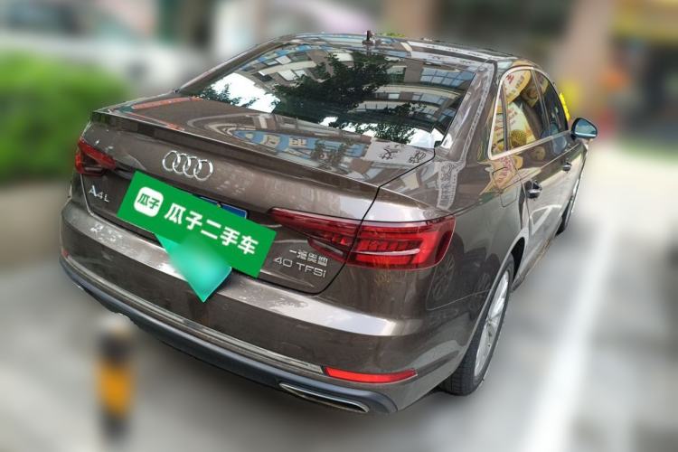 Used Audi A4L 2019 40 TFSI Ambition China VI Rear Right 45 Deg