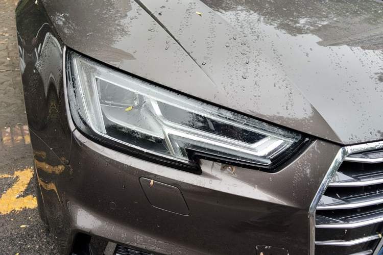Used Audi A4L 2019 40 TFSI Ambition China VI Right Front Headlight