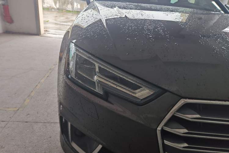 Used Audi A4L 2019 40 TFSI Fashion Edition China VI Emission Standard Right Front Headlight