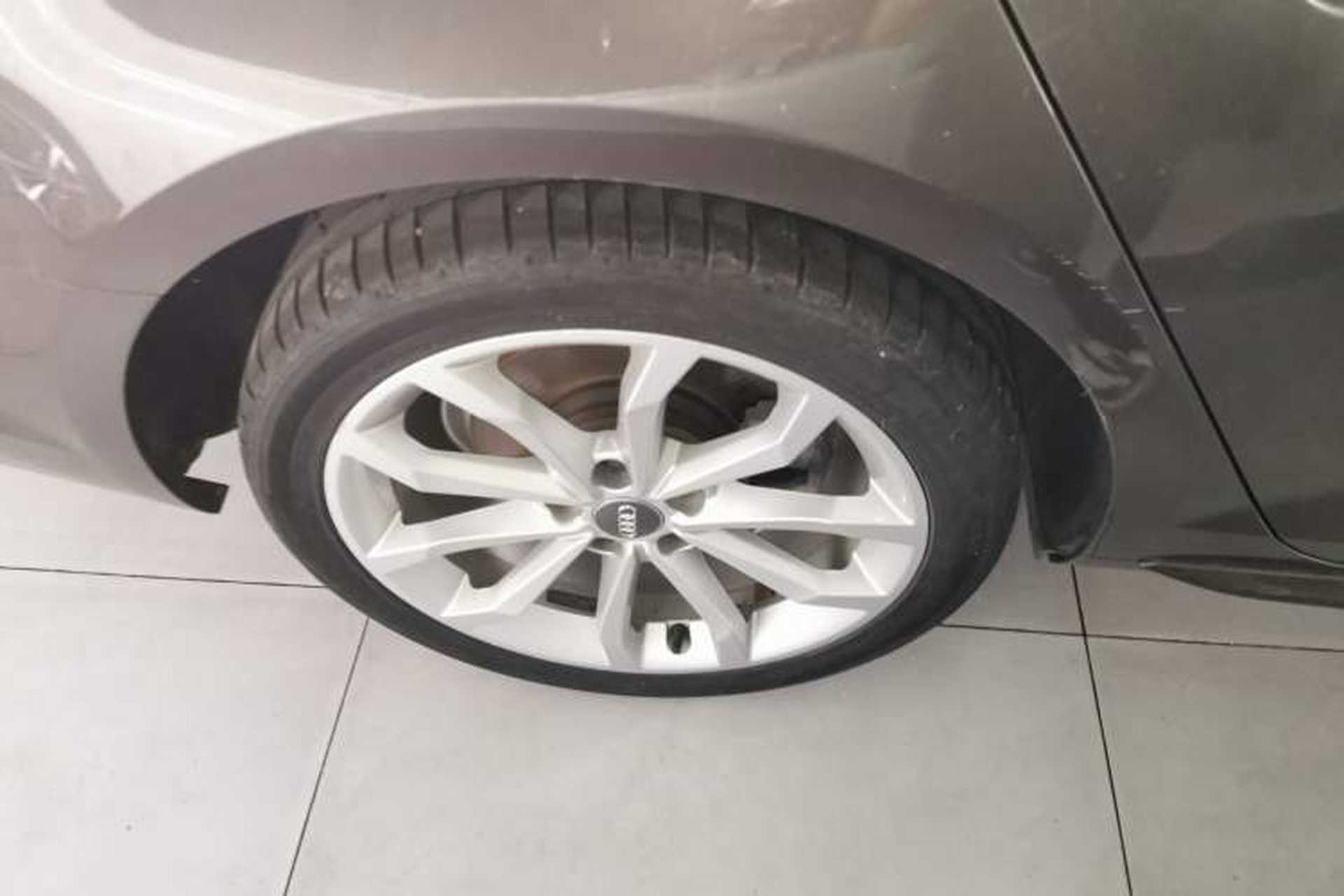 Used Audi A4L 2019 40 TFSI Fashion Edition China VI Emission Standard Right Rear Wheel Hub