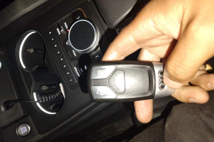 Used Audi A4L 2019 40 TFSI Fashion Version China V Vehicle Key