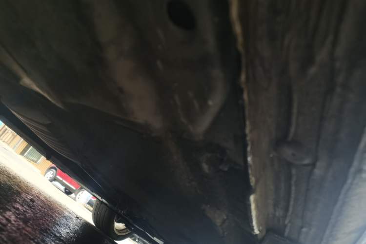 Used Audi A4L 2019 40 TFSI Fashion Edition China VI Emission Standard Chassis Front Left
