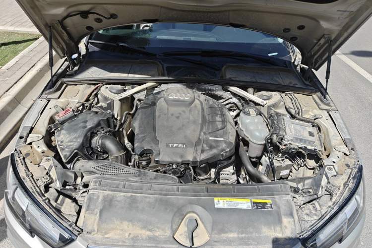 Used Audi A4L 2019 40 TFSI Fashion Version China V Engine Bay