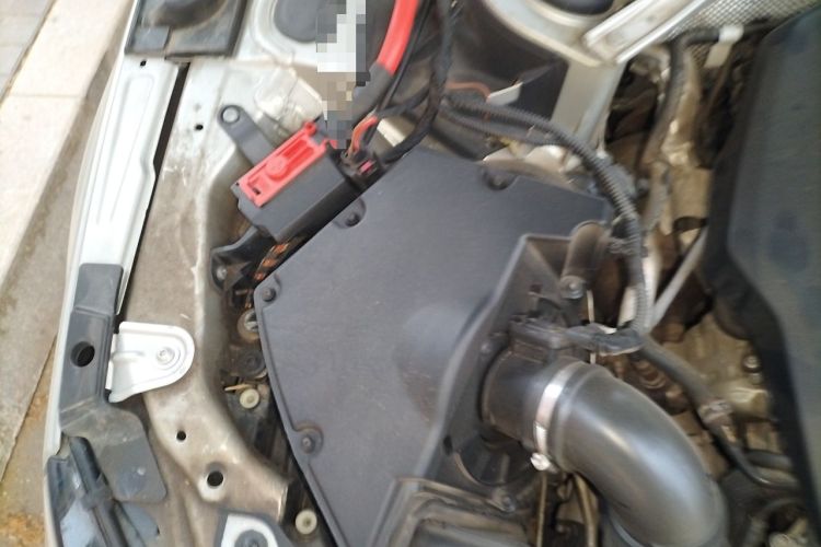 Used Audi A4L 2019 40 TFSI Ambition China VI Engine Bay Right