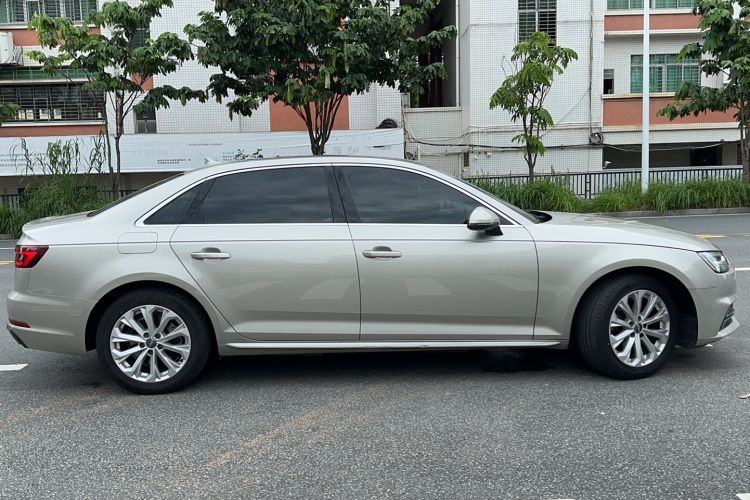 Used Audi A4L 2019 40 TFSI Ambition China VI Exterior 1