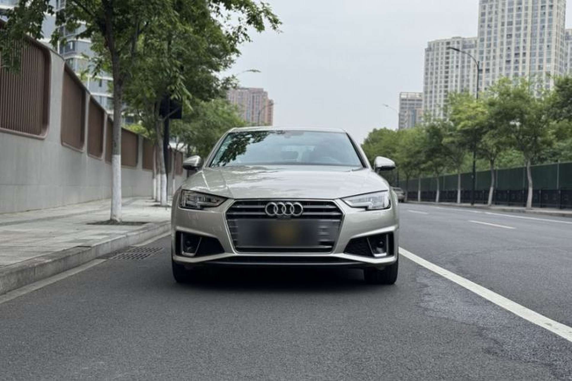 Used Audi A4L 2019 40 TFSI Fashion Edition China VI Emission Standard Exterior 5