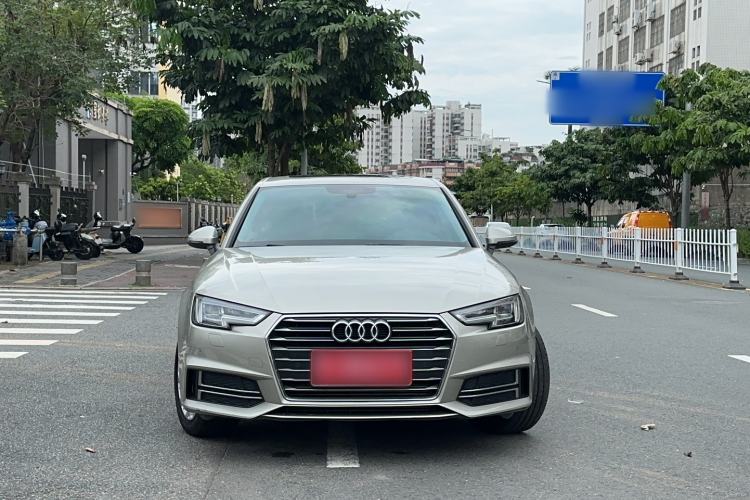 Used Audi A4L 2019 40 TFSI Ambition China VI Front