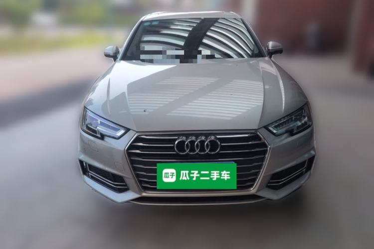 Used Audi A4L 2019 40 TFSI Ambition China VI Front