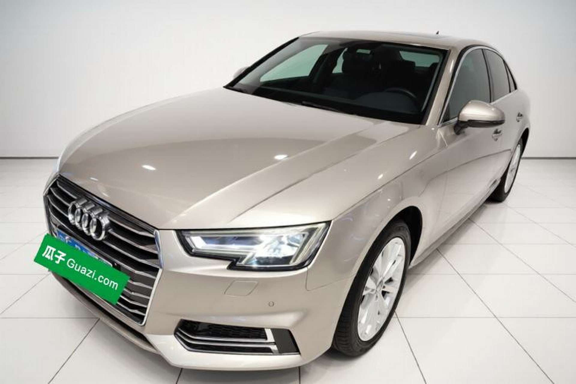 Used Audi A4L 2019 40 TFSI Ambition China VI Front Left 45 Deg