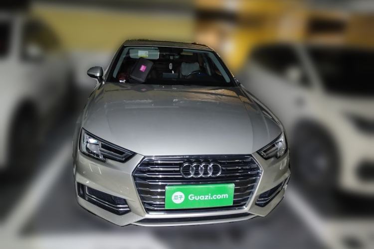 Used Audi A4L 2019 40 TFSI Ambition China VI Front