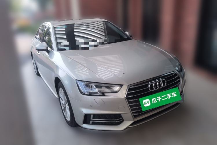 Used Audi A4L 2019 40 TFSI Ambition China VI Front Right 45 Deg