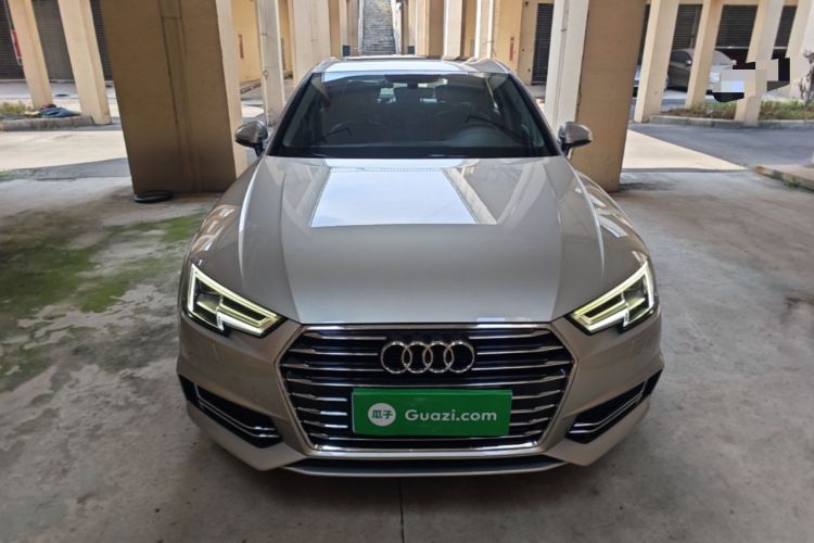 Used Audi A4L 2019 40 TFSI Ambition China VI Front
