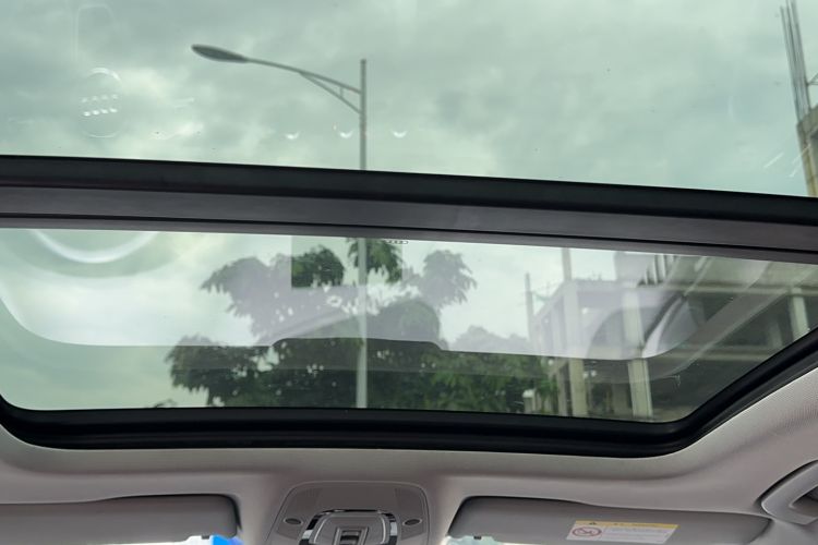 Used Audi A4L 2019 40 TFSI Ambition China VI Headliner