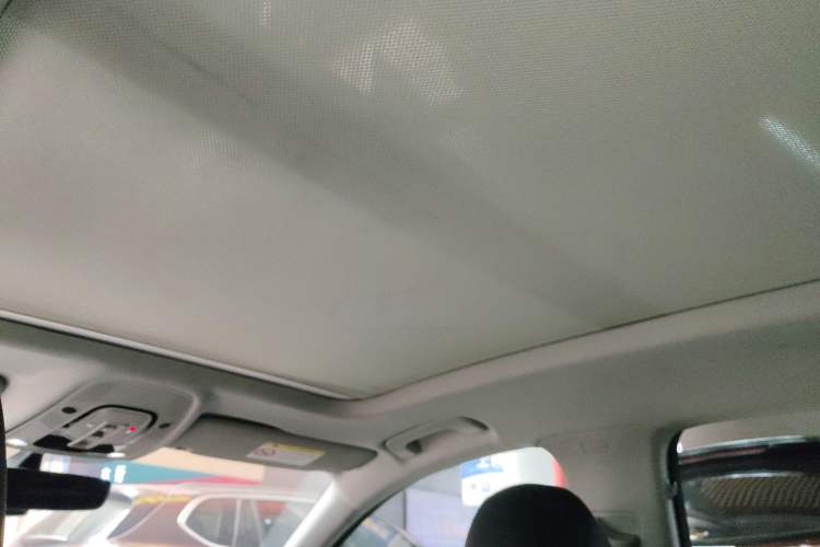 Used Audi A4L 2019 40 TFSI Ambition China VI Headliner