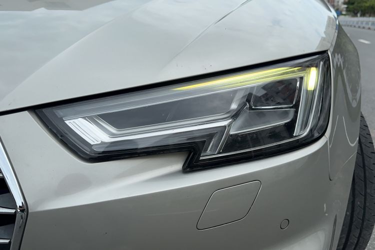 Used Audi A4L 2019 40 TFSI Ambition China VI Left Front Headlight
